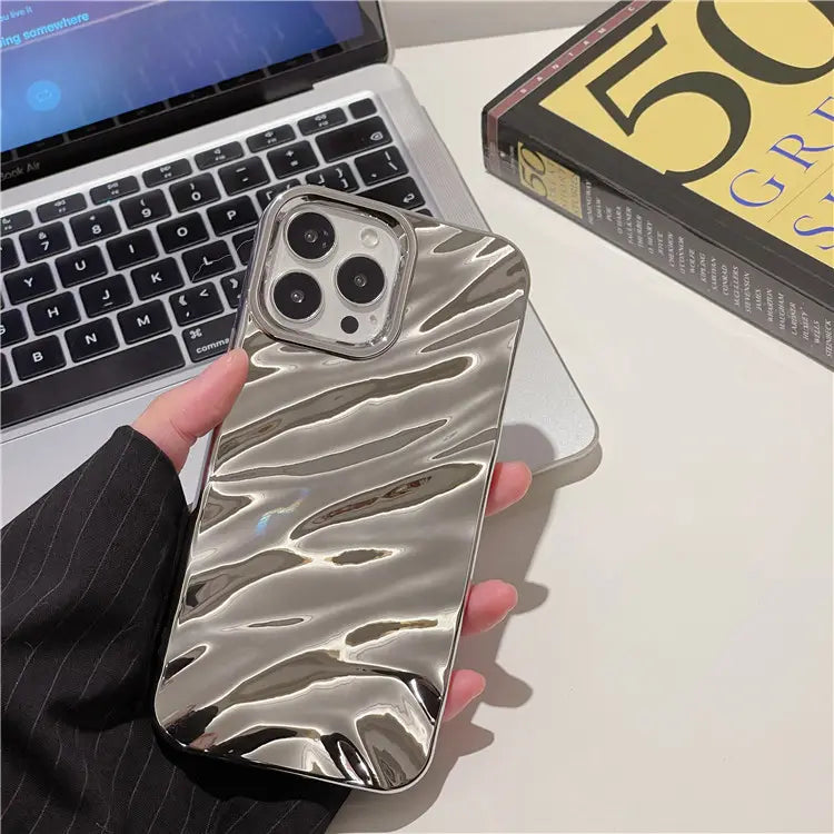 Premium Wavy Texture Case