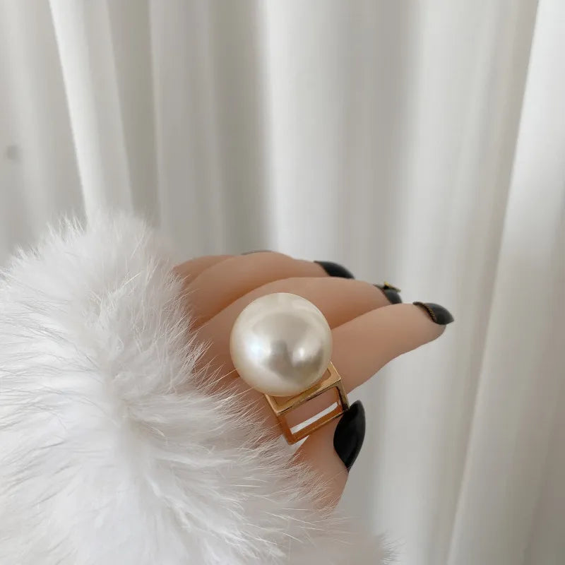 Round White Shell Big Size Pearl Ring