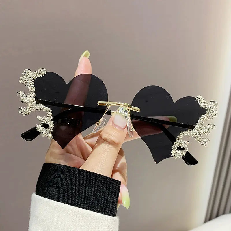 Lillian Heart Sunglasses