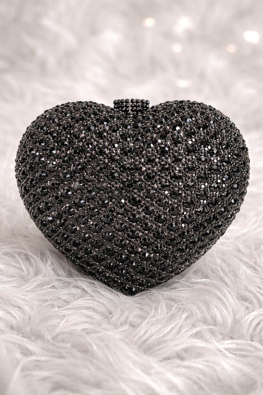 BLACK HEART CLUTCH