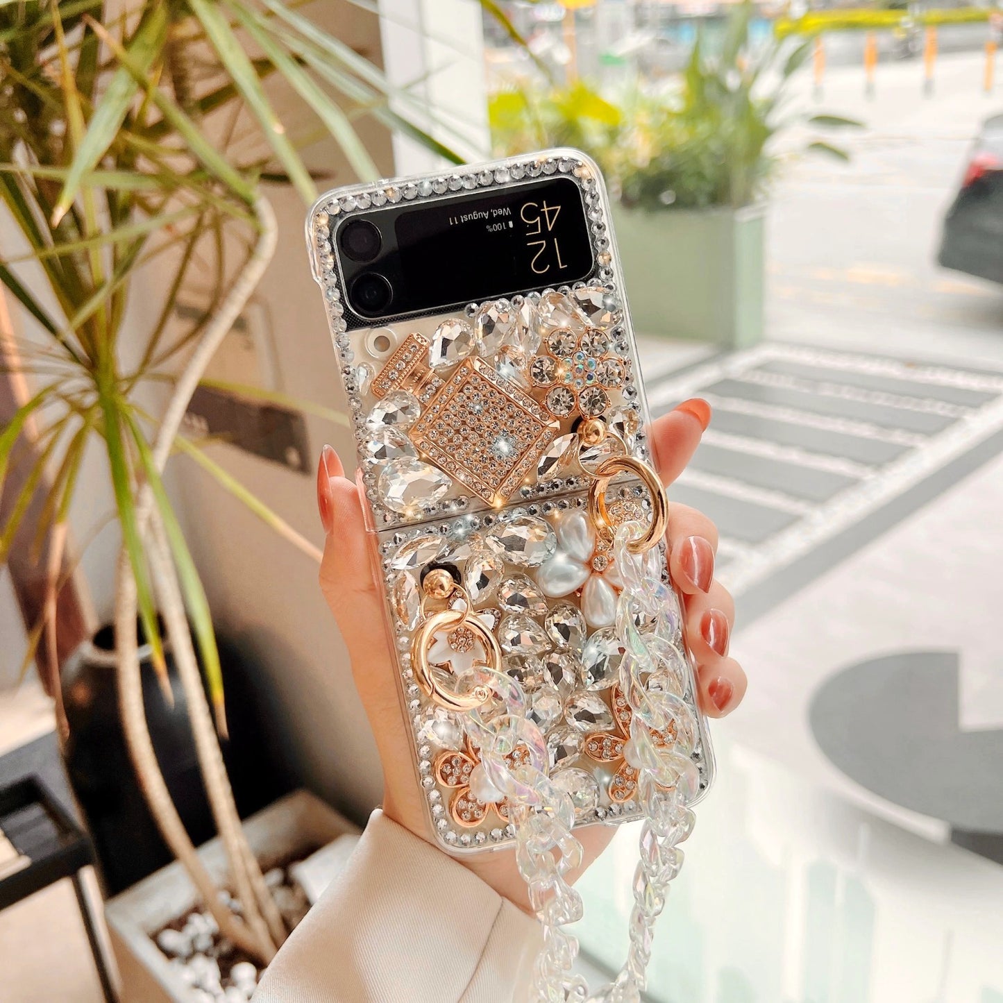 Luxury Gold Perfume Chain Case
