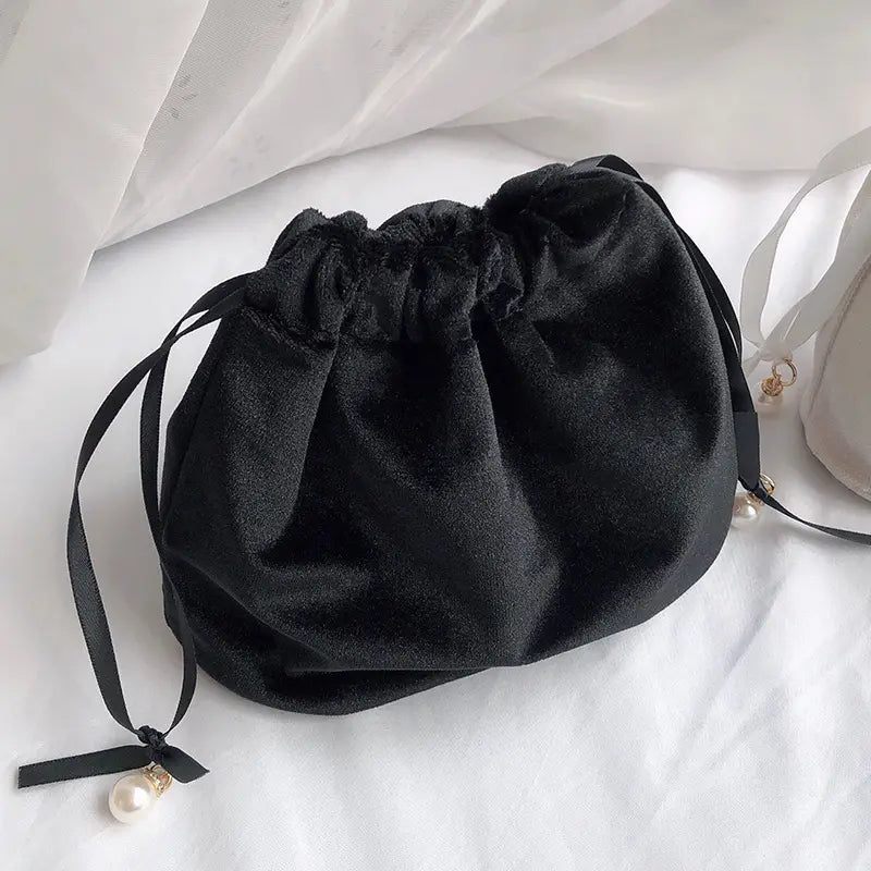 Luxury Pearl Cage Hand Bag