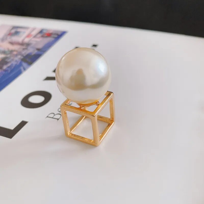 Round White Shell Big Size Pearl Ring