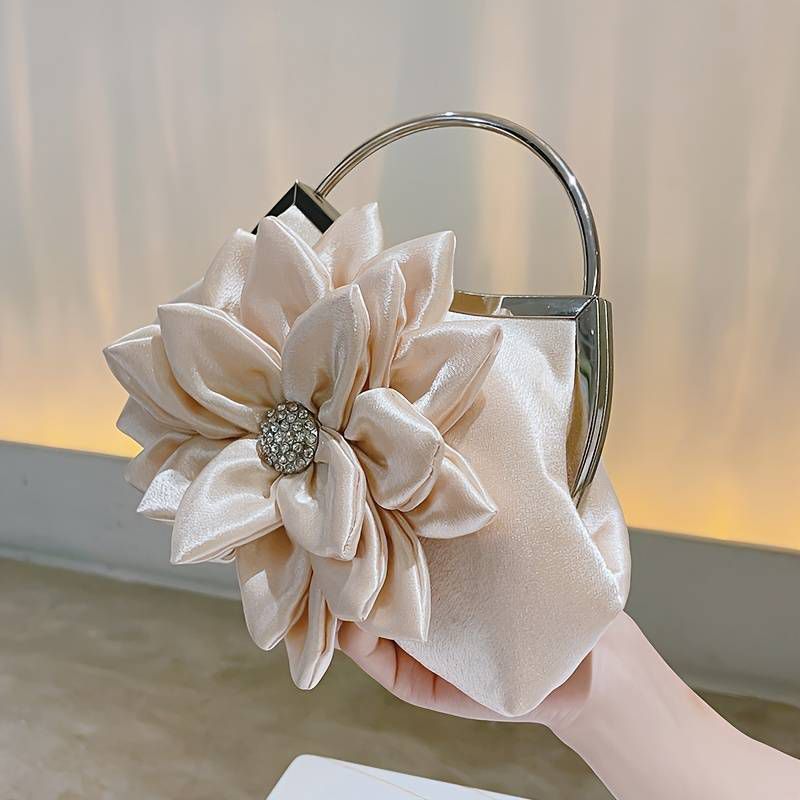 Flora Elegance Clutch