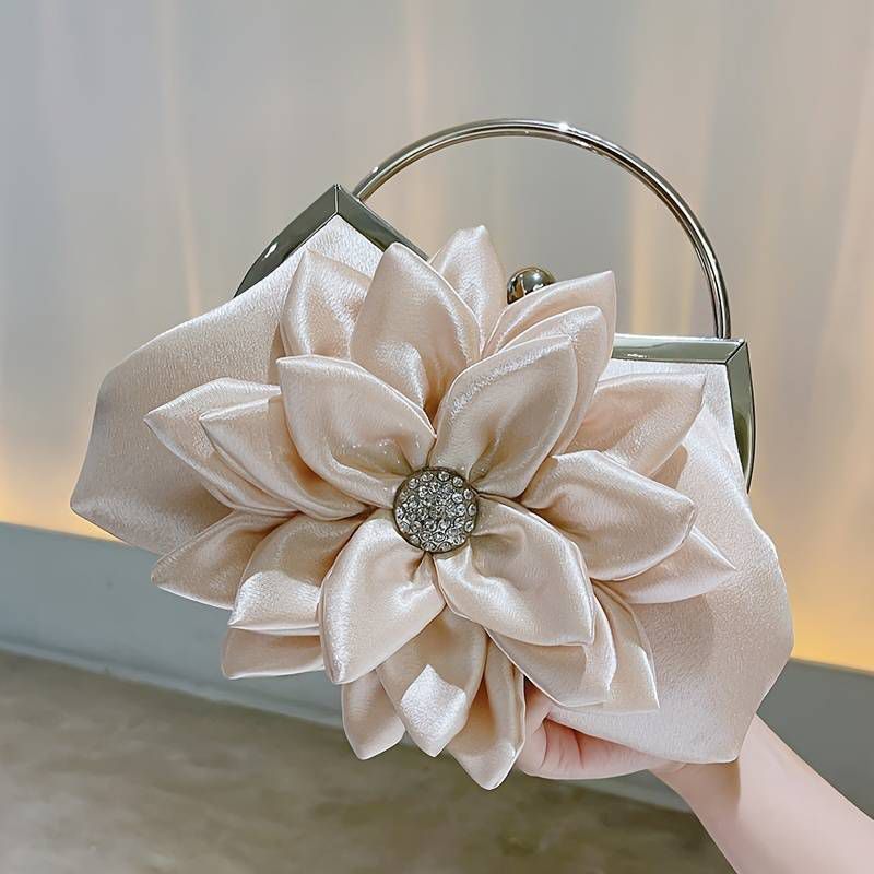 Flora Elegance Clutch