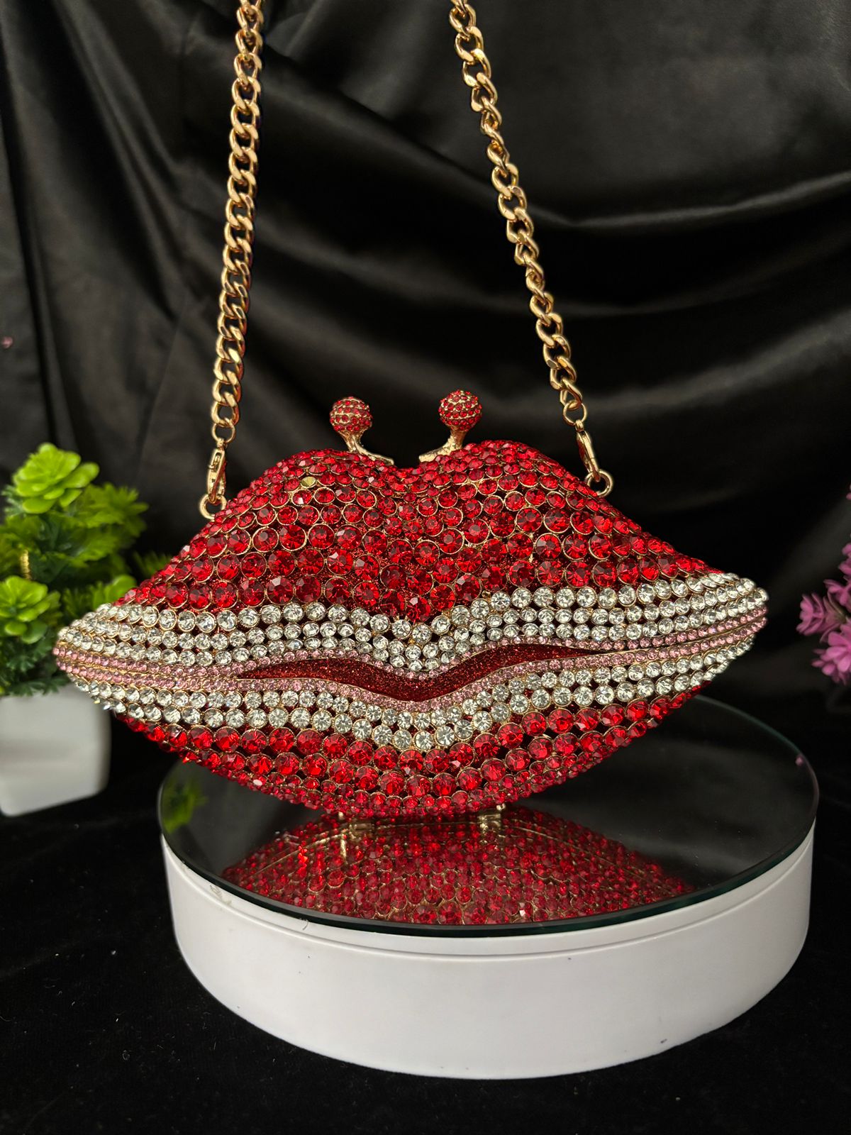 Lip Luxe Crystal Clutch